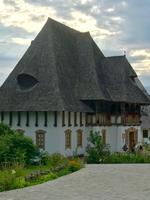 Barsana: Kloster