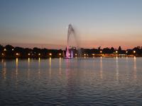 Tulcea - die Rumänen lieben farbenfrohe Wasser- und Lichtspiele