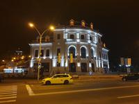 Piatra Neamt - Theater am Abend