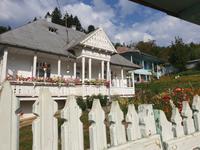 Agapia - ein Blick über den Gartenzaun im Dorf