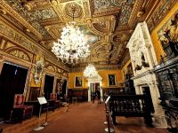 Reich verzierte Decke im Schloß Peles