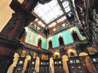 Entree, Schloß Peles