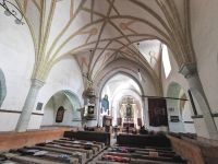 In der Kirche in Honigberg 