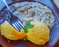 Steinpilze aus der Region mit Polenta