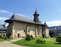 Diesmal keine Malereien außen, dies ist ein Mönchskloster, Neamt