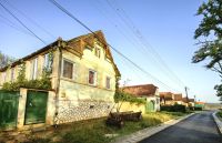 Dorfstraße in Bazen