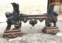 Schuhsäuberer an der orthodoxen Kirche von Sibiu