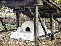 Brotbackofen im Dorfmuseum in Bukarest