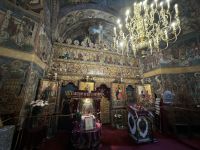 Altar in der Klosterkirche Voroneet