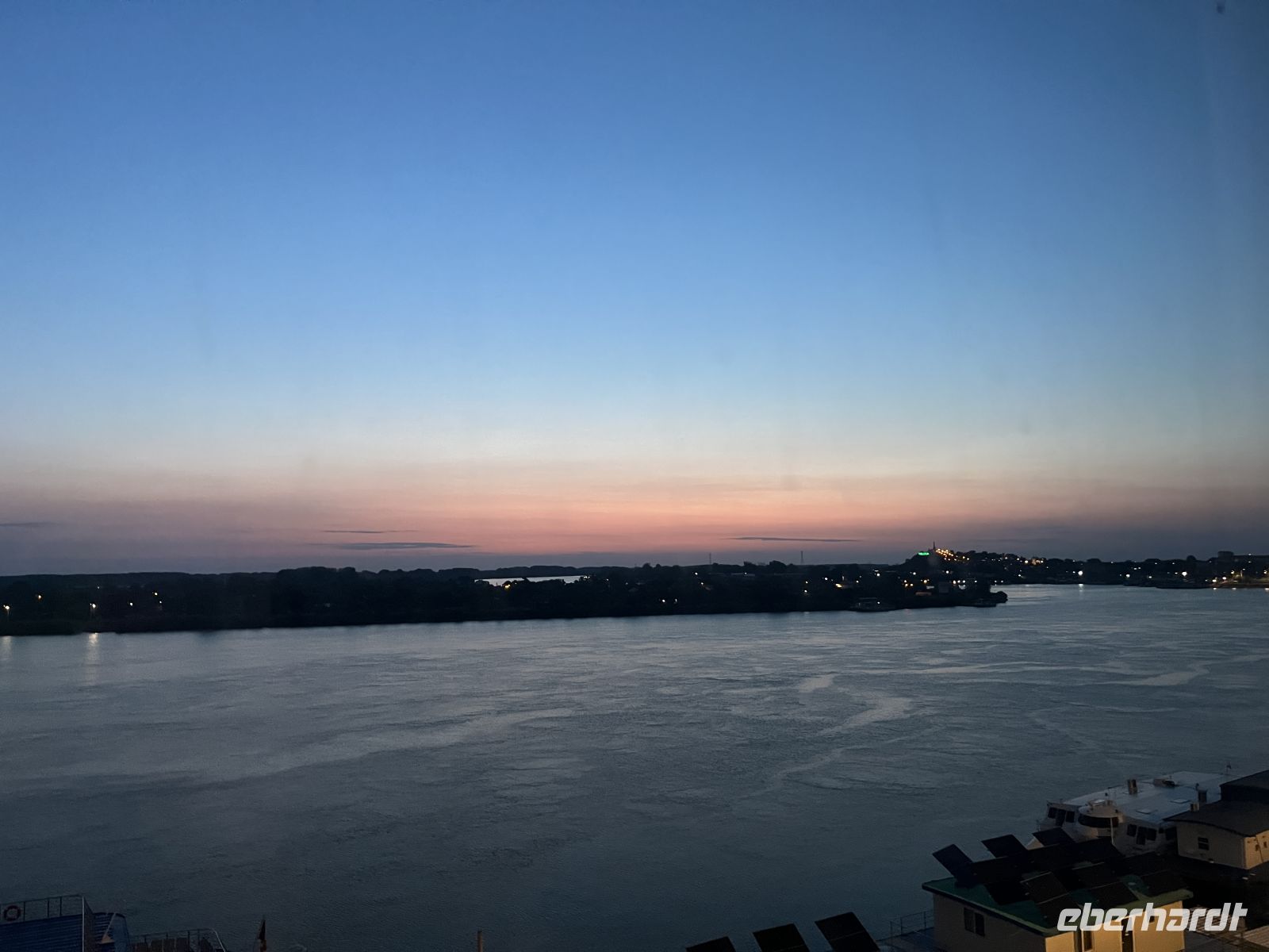 Sonnenaufgang, Tulcea, Rumänien