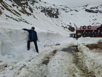 Oben angekommen liegt noch Schnee &ndash; &copy; Gunter Looß (Eberhardt TRAVEL)