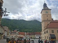 Marktplatz mit historischem Rathaus in Brasov - Kronstadt  &ndash; &copy; Gunter Looß (Eberhardt TRAVEL)