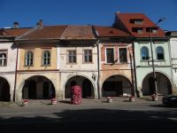 Bistrita, in den Laubengängen boten früher Händler ihre Ware feil. &ndash; &copy; Vivian Kreft (Eberhardt TRAVEL)
