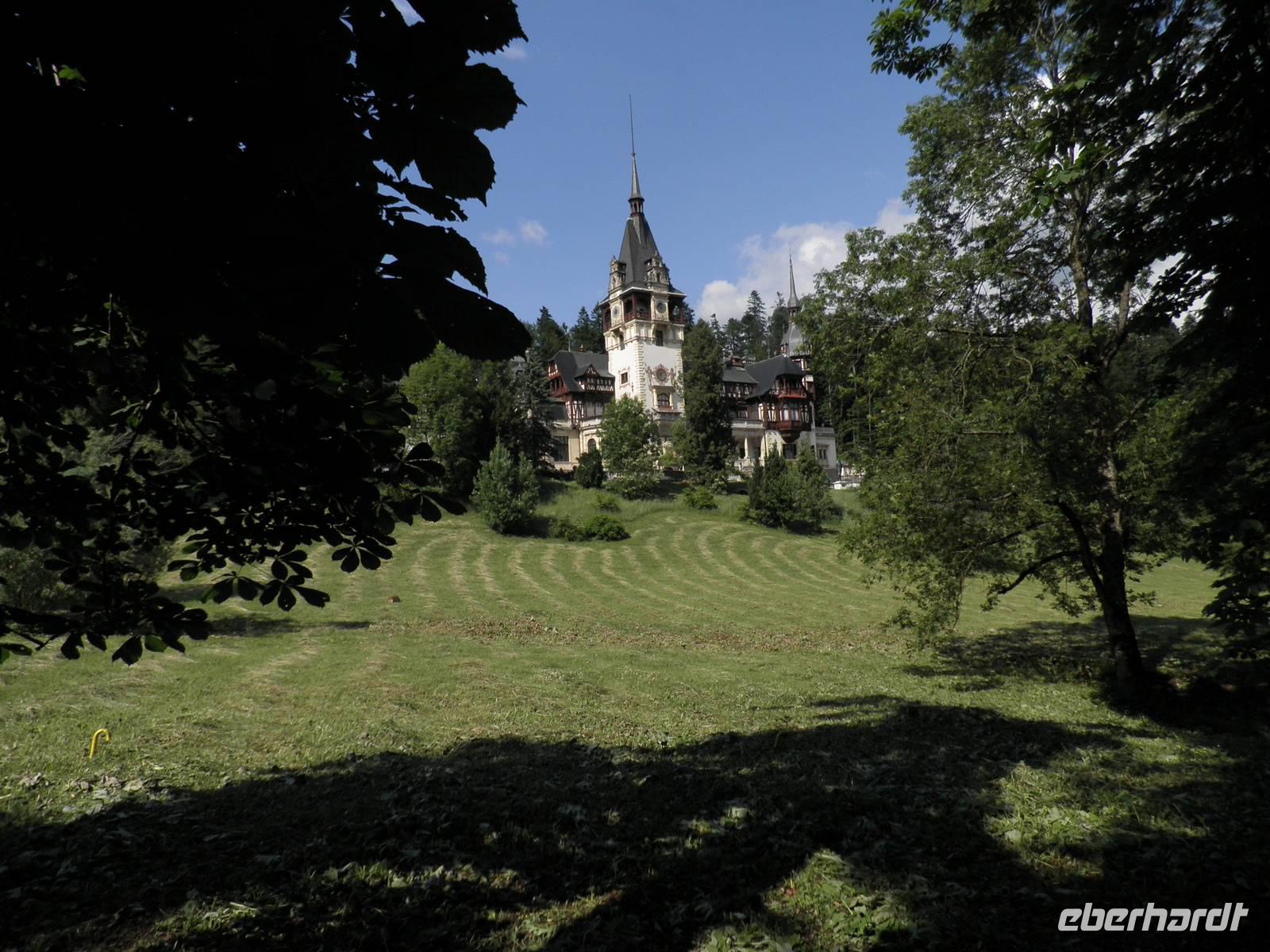 Blick auf Schloß Peles
