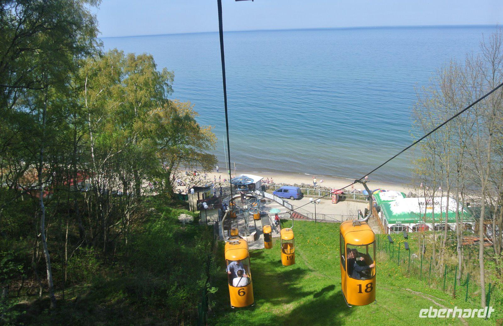 Seilbahn zum Strand in Rauschen 