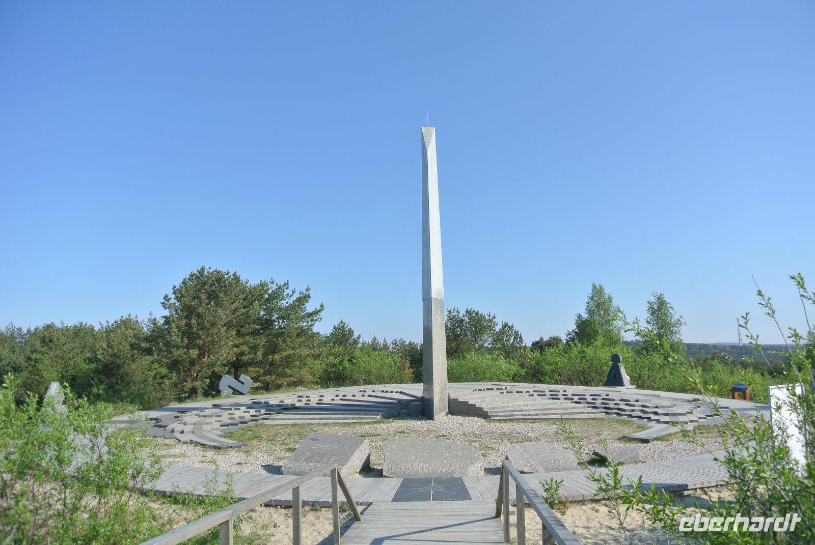 Sonnenuhr auf der hohen Düne in Nida 