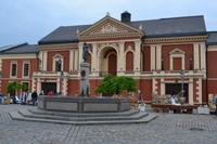 Simon-Dach-Brunnen in Klaipeda mit dem 