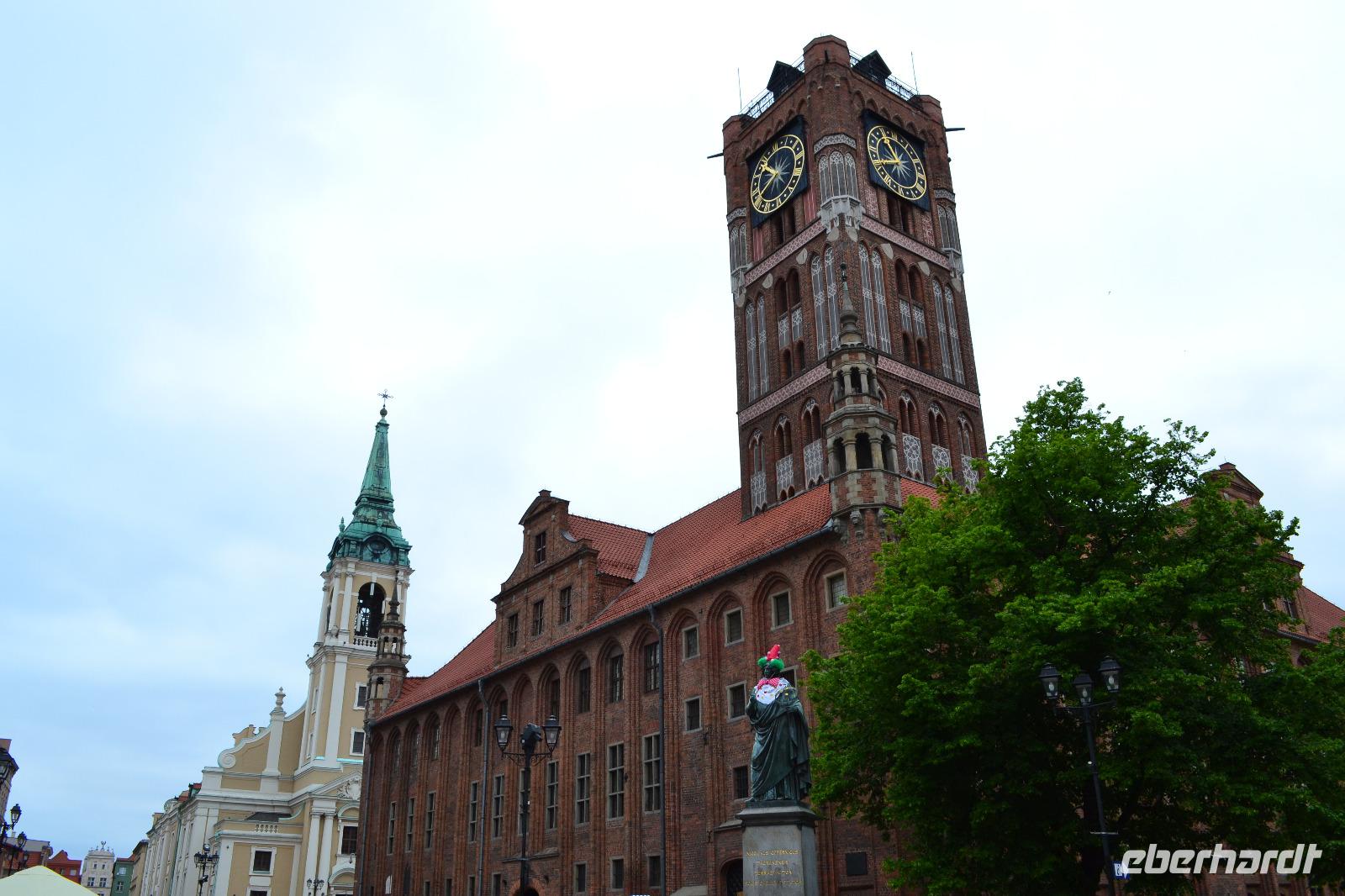 Thorn, Rathaus, Kopernikusdenkmal und Heilig-Geist-Kirche