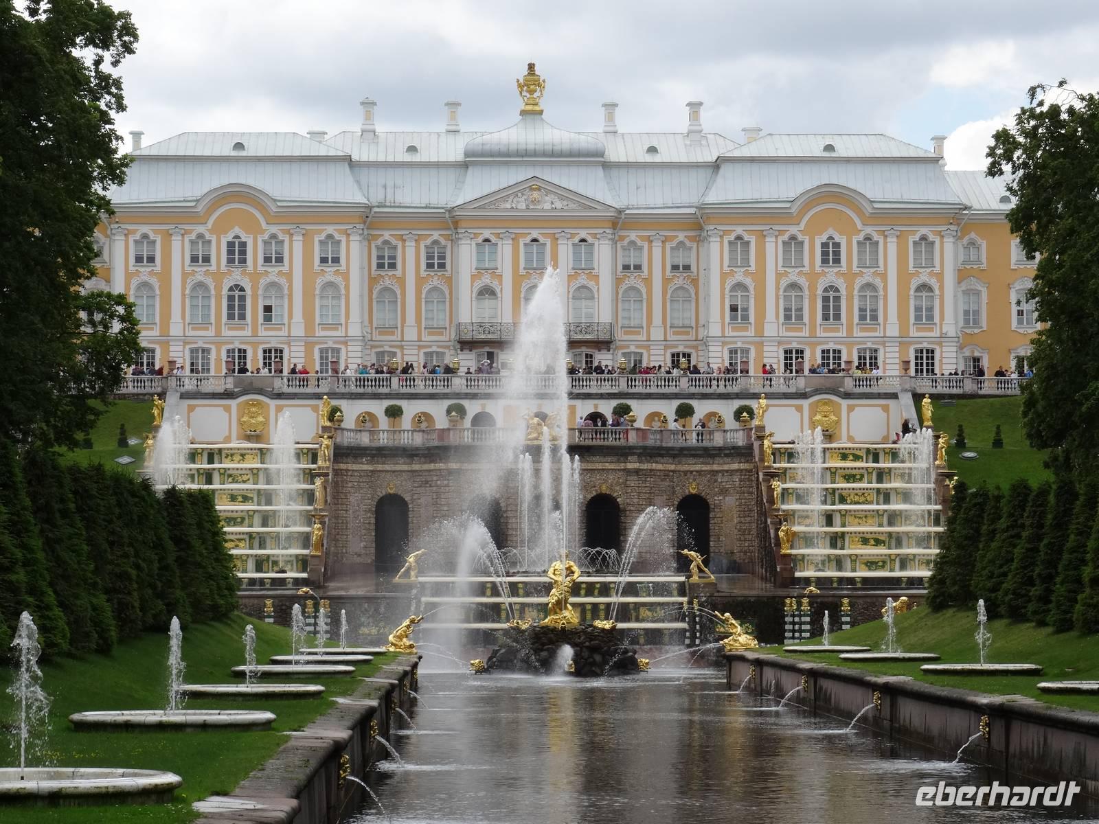Peterhof , Blick auf den Zarenpalast