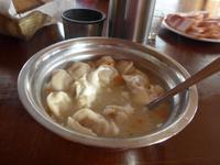 Russland, Baikalsee, Listwjanka, Schlittenhunde-/Schneemobilausflug