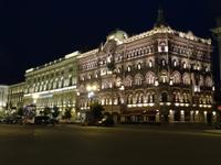 Lichterfahrt , Bankgebäude