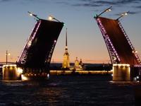 Lichterfahrt , Öffnung der Palastbrücke