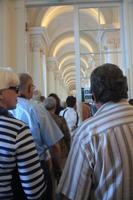 An der Sicherheitskontrolle in der Eremitage