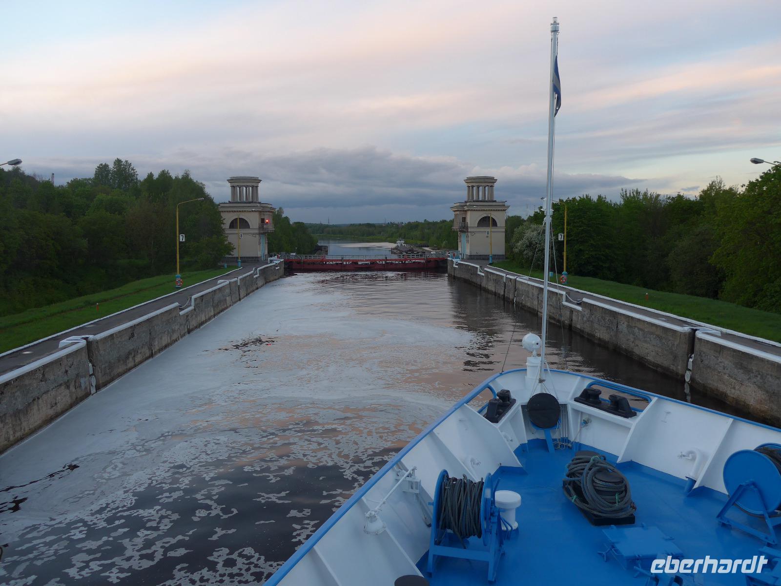 Rußland, Schleuse am Moskva- Wolga-Kanal