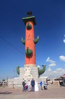 Rostrasäule auf Strelka der Wassiljewski-Insel