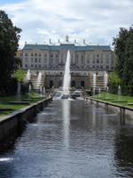 Peterhof wie aus dem Bilderbuch