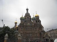 Die Auferstehungskirche am Tag