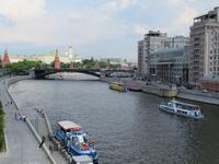 Moskwa-fluss mit Kreml