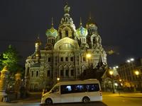 Erlöser-Kirche, bei Nacht