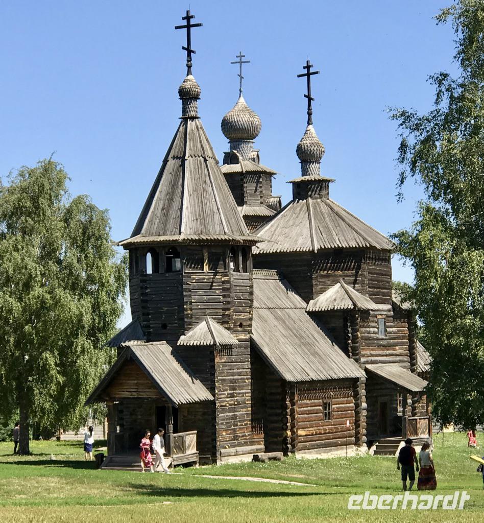 Susdal: Freilichtmuseum der Holzarchitektur