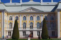 der Große Palast in Peterhof