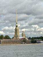 St. Petersburg: Blick auf die Stadt vom Fluß Newa aus