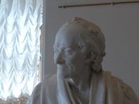 ... Ein Gesicht aus Marmor und doch nicht wie aus Marmor... - Kopie (2)