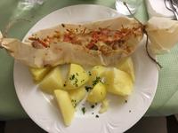 erstes Abendessen im Hotel Mayak Listwjanka 16.8.18