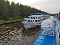 MS Rachmaninov auf dem Moskva-Wolga-Kanal
