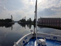 Wolga Kreuzfahrt, Schleuseneinfahrt
