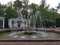 St. Petersburg, Peterhof, Paradiesgarten mit Adam