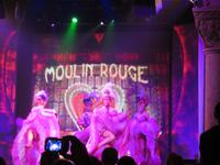 Moulin Rouge oder Troika