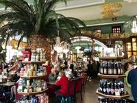 2. Tag Stadtrundfahrt - Im Jelissejew Feinkostladen