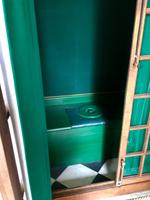 4. Tag Ausflug nach Peterhof, im Schlösschen Monplaisir, die Toilette des Zaren