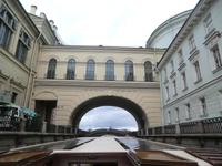 abenteuerliche Brückendurchfahrt