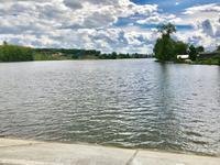 Auf dem Weg in den Ural: Stausee beim metallurgischen Werk in Nevyansk