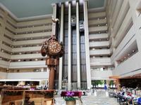 Moskau, Mittagessen im Hotel Crowne Plazk