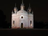 St. Petersburg bei Nacht, Tschesme-Kirche