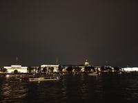 St. Petersburg bei Nacht