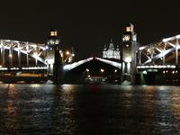 St.Petersburg bei Nacht